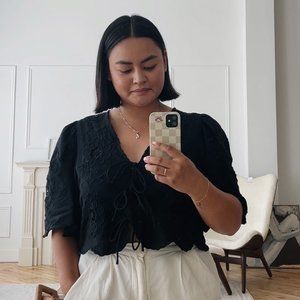 Meet your Posher, Noelle